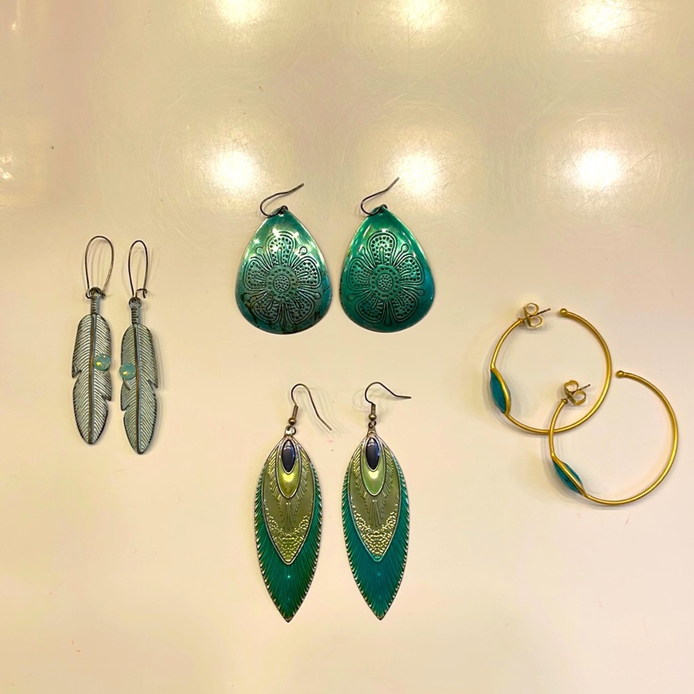 XSOLDX 4 Pr. Turquoise/Green color earrings